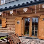 Apartmán Comfortable With Terrace, Close To