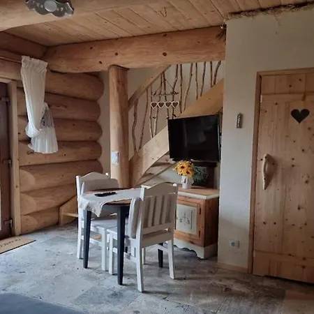 Lejlighed Comfortable With Terrace, Close To